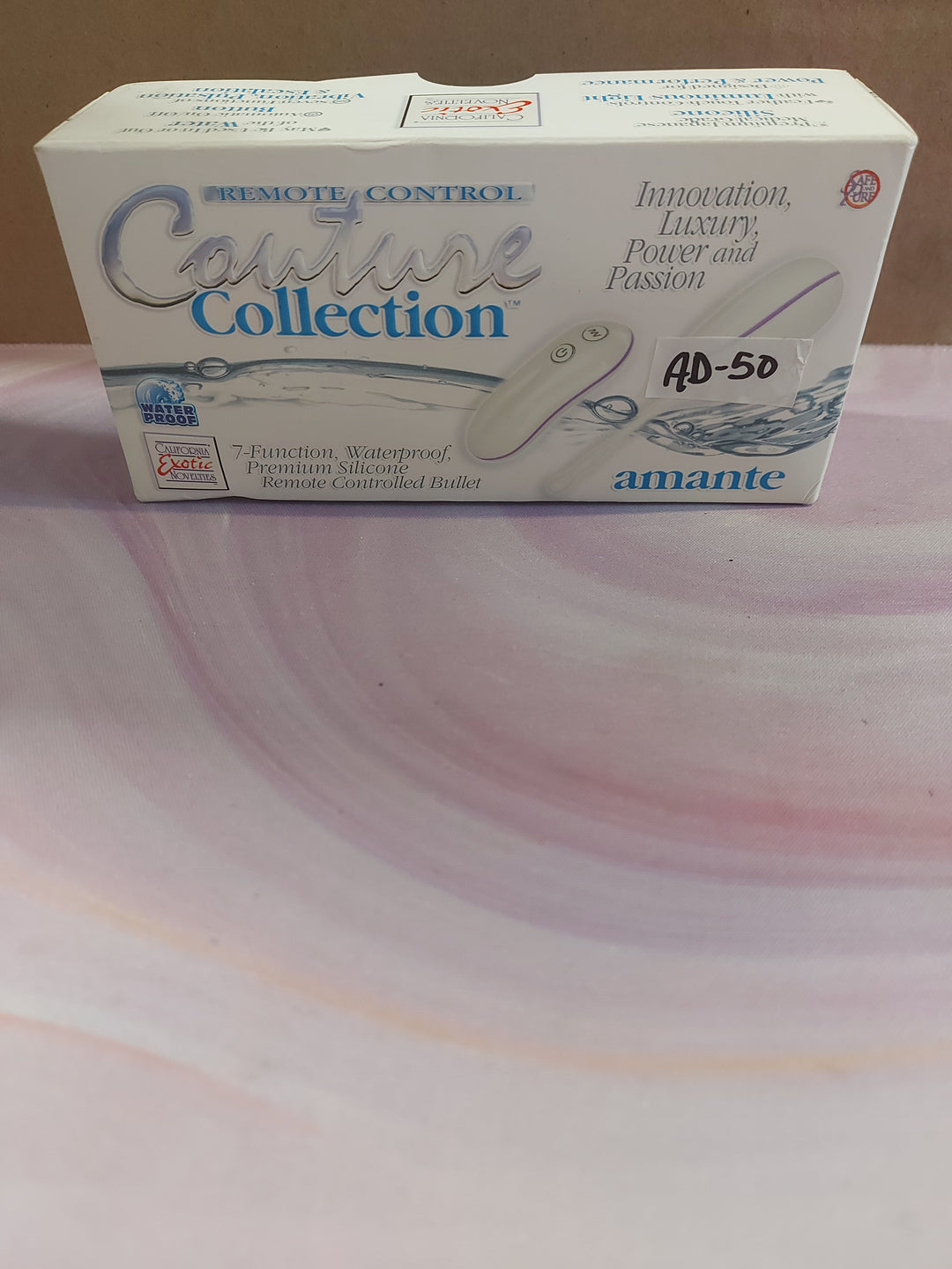 AD-50: California Exotic Couture Collection: Amante Remote Control Egg - White